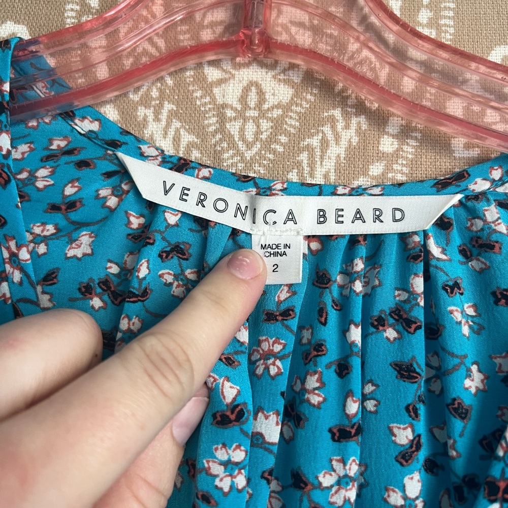 Veronica Beard Roca V-Neck Button-Front Floral-Pr… - image 5